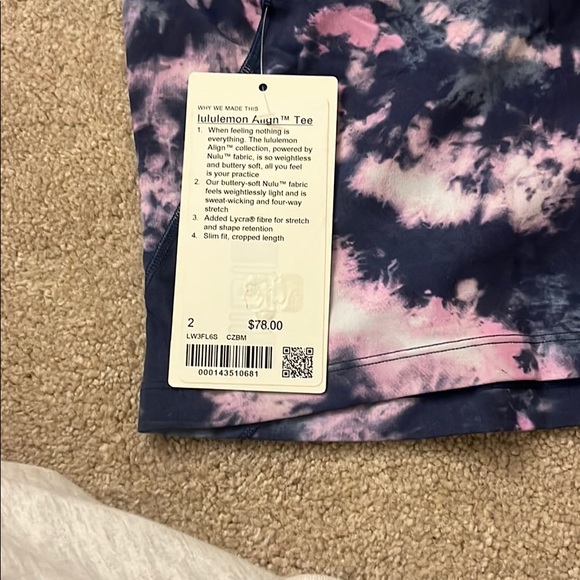 Align Tee - Picture 4 of 4